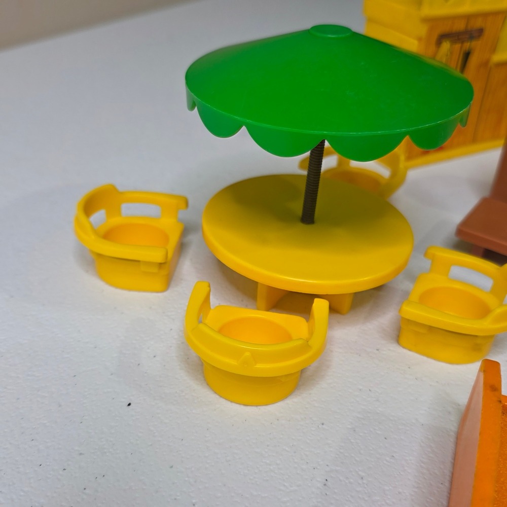 Vintage Fisher Price Little People House Furniture Staircase Beds Table Sofa - Picture 2 of 6